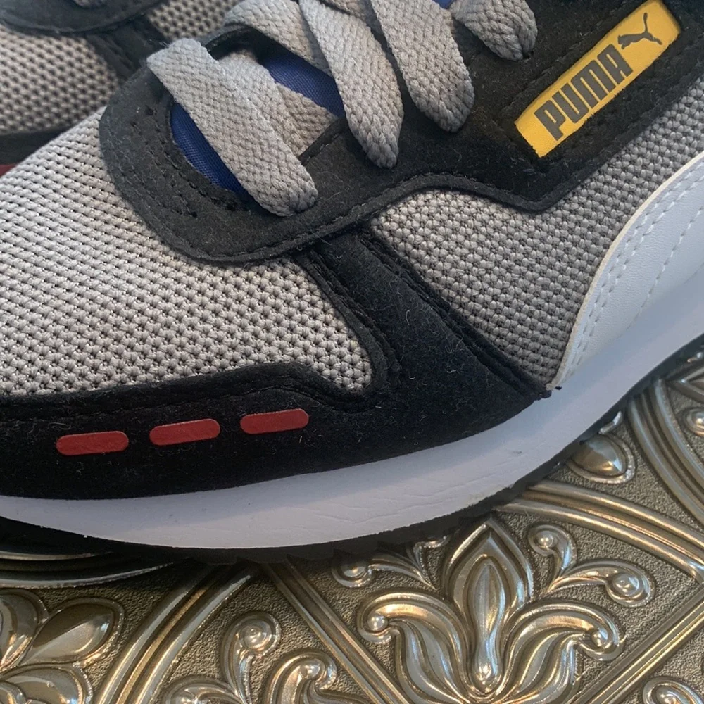 🌹Men's PUMMA R78 Men’s size 7.5  373117-60  Steel Grey Black Comfortable•